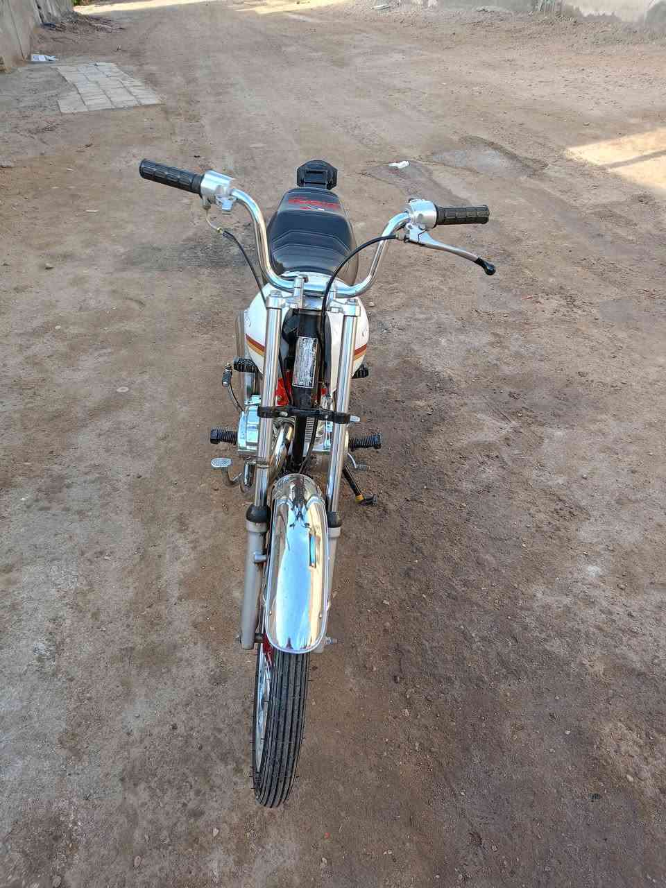 سلام عليكم درجة نامه للبيع نضفاه حيل موديل 25 ***********
