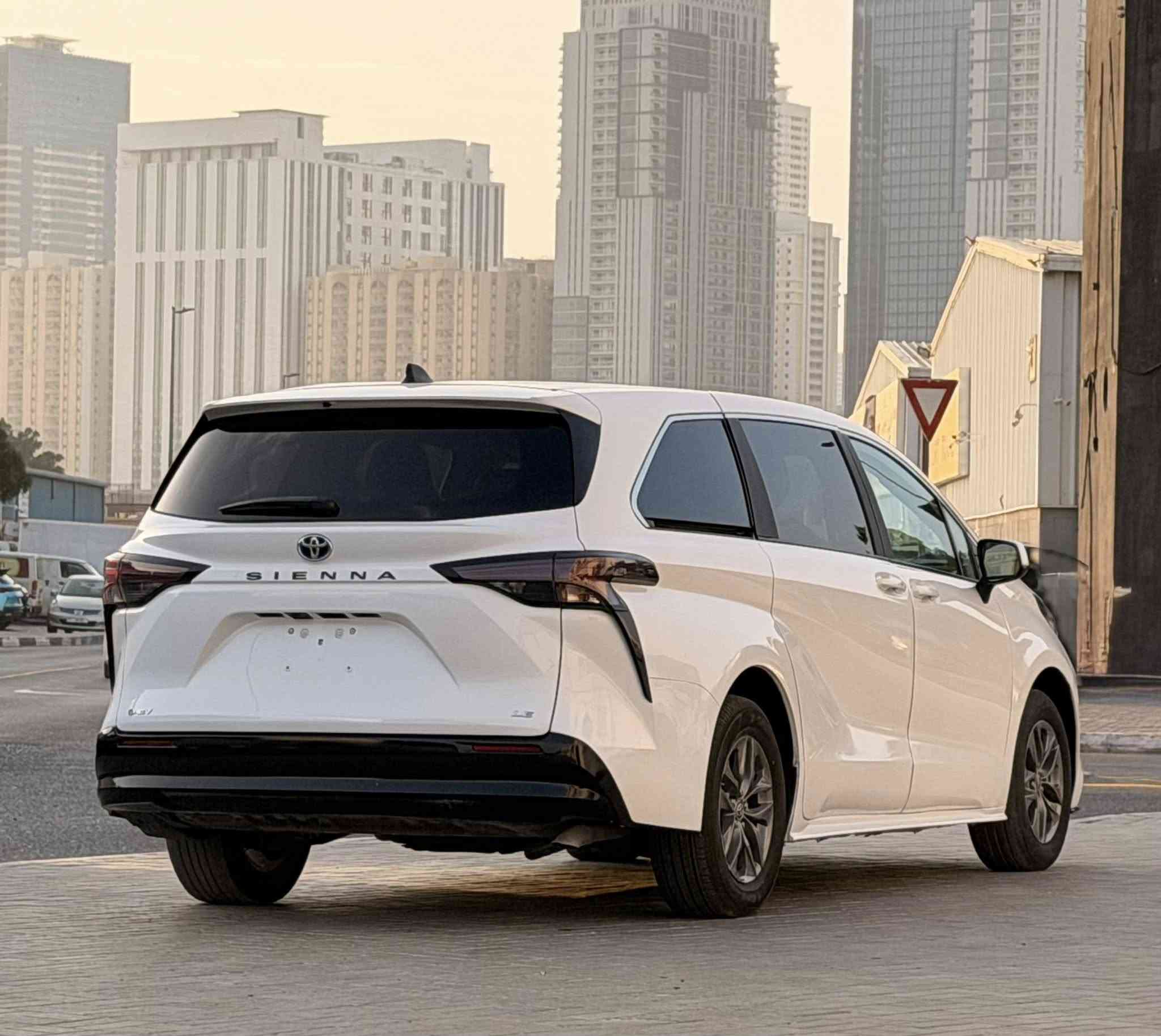 056 2395239 

Toyota sienna hybrid LE 2025 
 
cylinder: 4 

milage : 5000 only 

fresh import 

american space 

price : 98000

more details contact my wtsp: 056 2395239


**إذا كنت صاحب هذا الإعلان وتريد حذفه لأي سبب، رجاءا أرسل رسالة إلى الدعم الفني**