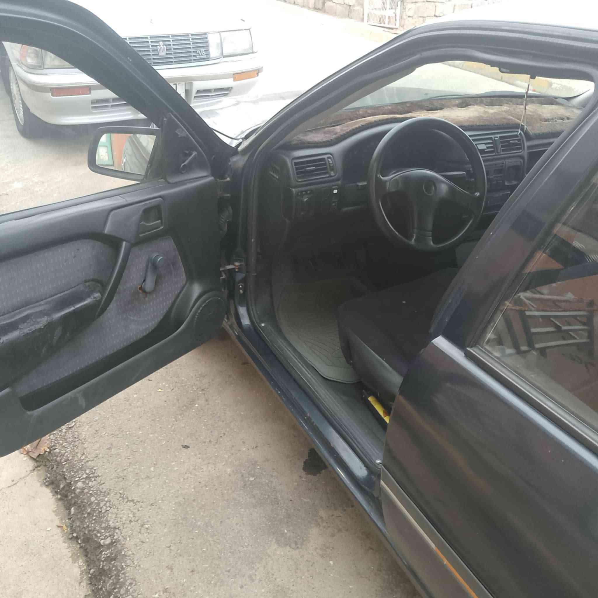 اسلام عليكم فكتره لبيع رقم جديد هزه جديداربع تواير جدد محرك لا صرف ولا نفخ كير شرط  مصبوغه جماليه تدفئه شغاله ويرمنيه شغاله تريد وكاله تريد تحويل سعر ٣٩ وبيها مجال ***********.     ***********.كاربون موجود
