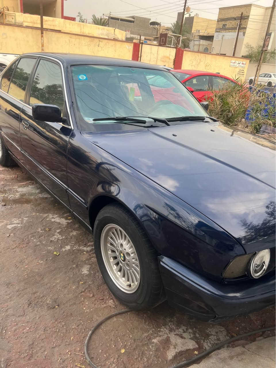 بيأم 5025 موديل 91سياره رقم انگليزي مگينه مسكر فانوص گير اوتماتيك مكفوله من الضربه والخياس مگينه گير حداديه كله حلو اي ستفسار اتصل *********** السعر 48 البصرة, العراق
