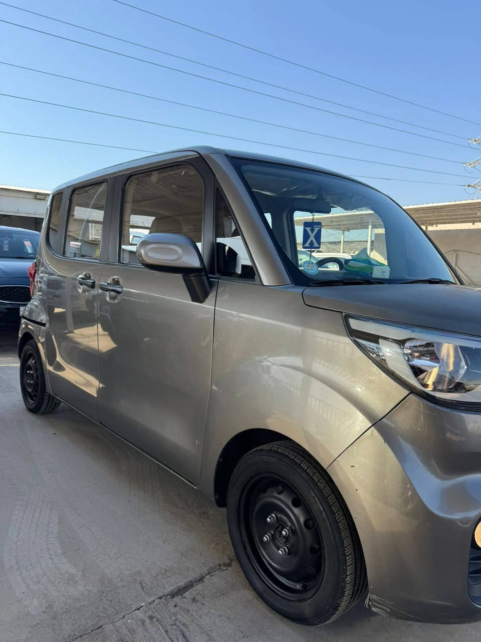 السلام عليكم للبيع كيا راي 2020 ثرار بنيد صبق السياره حلوه رقم شمالي اربيل 4 سلنير 5راكب ماشيه 59 الف حقيقي المكان بغداد الراشديه السعر 90 وبيها مجال الاستفسار عل رقم الهاتف ***********
