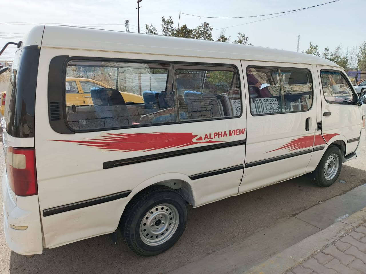 سلام عليكم فتون مديل 2014 F مكفول من ضربة ومن صبغ عده مذكور بالفيديو كير محرك اكسن مكفول صدر حداده كهربائيات مكفول مصفره هيه غرامات سعر 85مكاني بغداد الحسينيه الراشديه رقم الهاتف ***********
