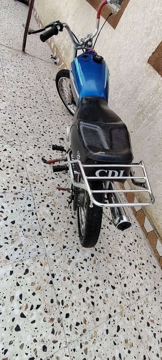 دراجه اربعه كير عطل واحد مابيه مكفوله من العطلات والسرقه دراجه كلك كلك مكاني القطعه صويره موديل 22 رقمي ***********
