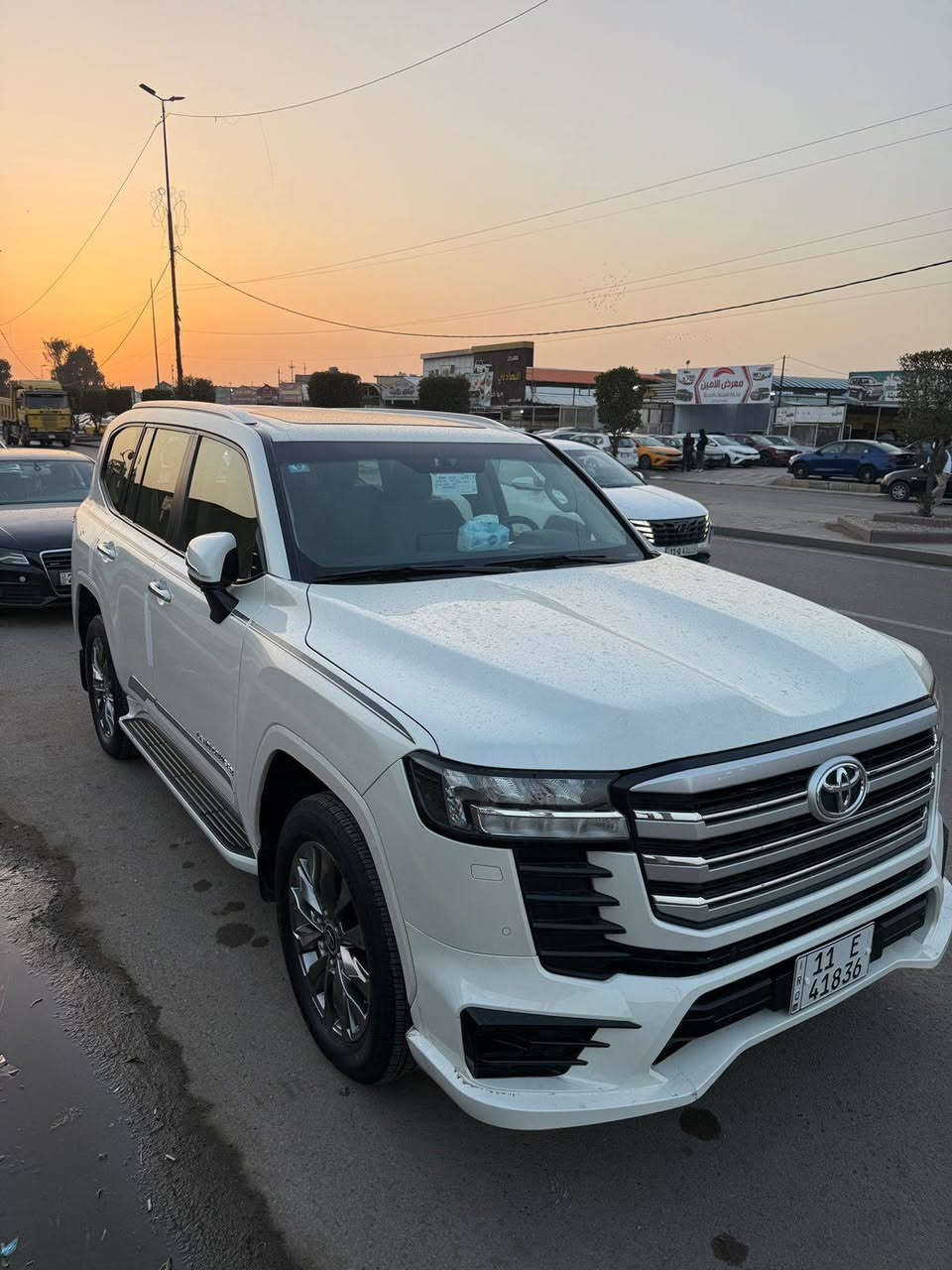 لاندكروزر ساز للبيع
2023 
كفاله عامه 
ترهم مراوس 
مكاني بغداد الحبيبيه 
تحويل مباشر
رقم الهاتف ***********
