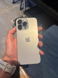 آيفون ١٥ برو ماكس ٢٥٦ • نضيف ضمان وكالة • بطارية ٨٩٪