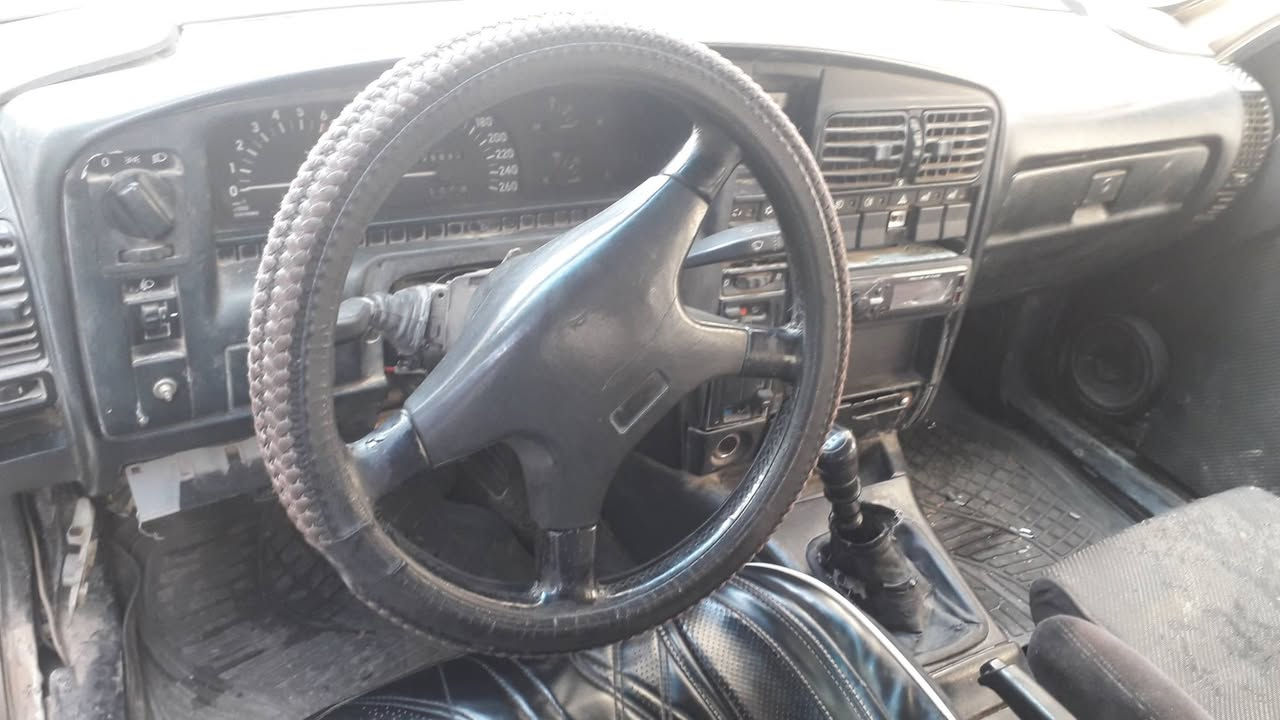 السلام عليكم
سيارة اوميكا 
سنويه ٢٠٢٨
صاحبة حي الصحه
السعر٢٠ وبيها مجال
***********
