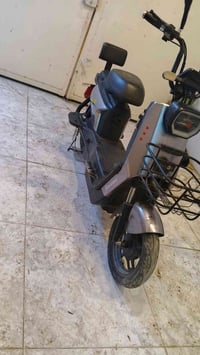 ماطور البيع شحن ناقص  بطاريه ناقص اثنين   سعر 110 بي مجال تواصل وياي ع...