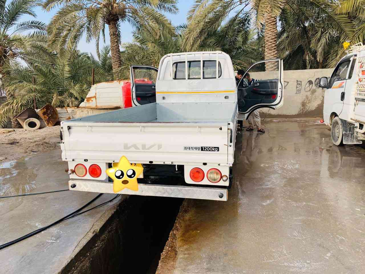 سلام عليكم بنكو فحل ادوات موديل 2012 محدثه2018 مسكر سبلاين تخم تاير جديد حداديه جديده توه مسويه لايت زنون شاشه سياره متعوب عليه جاهزه ربع ماتخسر عليه موقع السياره بصره السعر 72 بيه مجال 0771 815 1387
