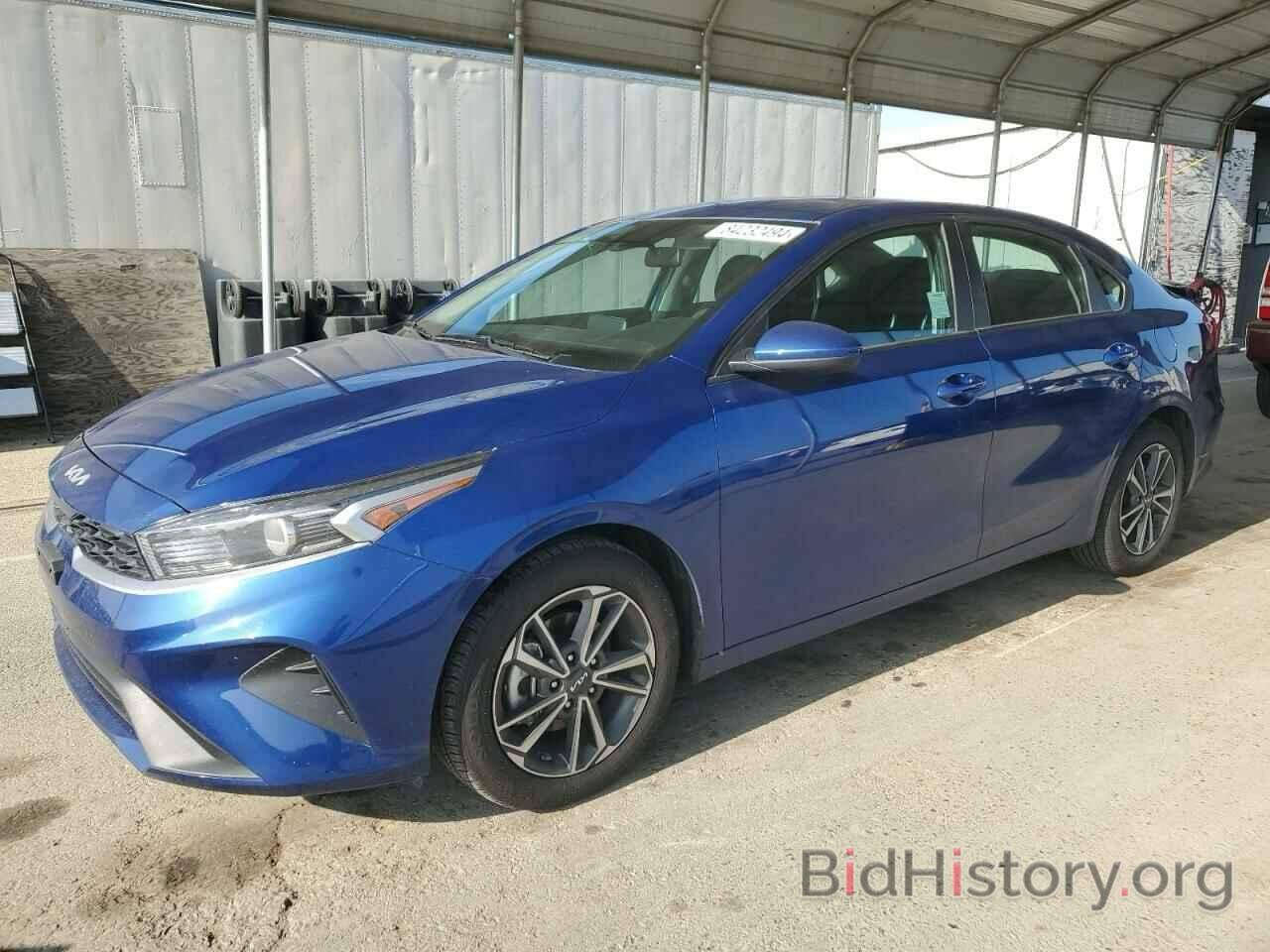 السلام عليكم 
فورتي 23 وارد أمريكي رقم أربيل بأسمي مكانه بغداد 
***********
سعره 168$
