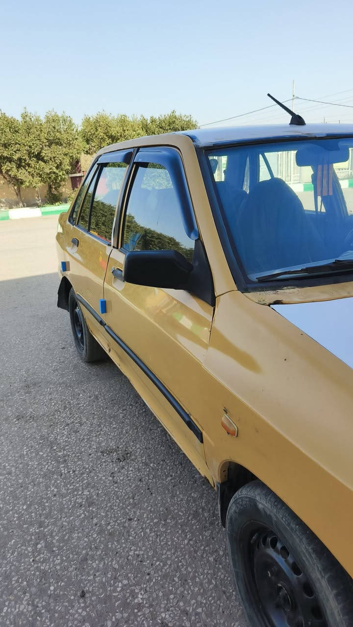 السلام عليكم سايبه موديل 13سعر 20وبيه مجال بصيط 
كفاله كير ومكينه جديده ستوني شادها وبيها وصل ضمان 
حداديه جديده مشط وبور جدد سياره جاهزه وناعمه ترايك وين متريد مصفره غرامات وخط وبحث رقم بابل تحويل مباشر 
عنوان حله بابل 
رقم ***********
