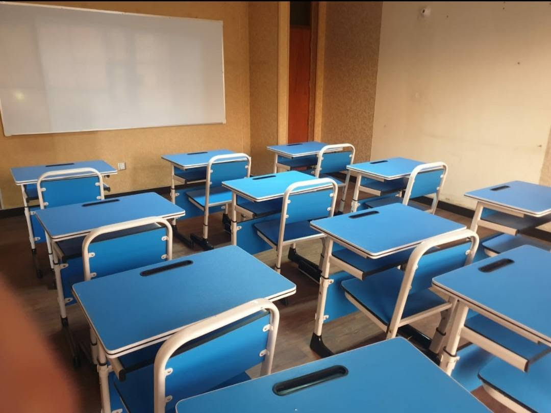 رحلات مدرسية متنوعه للبيع بأسعار مخفضة
***********
