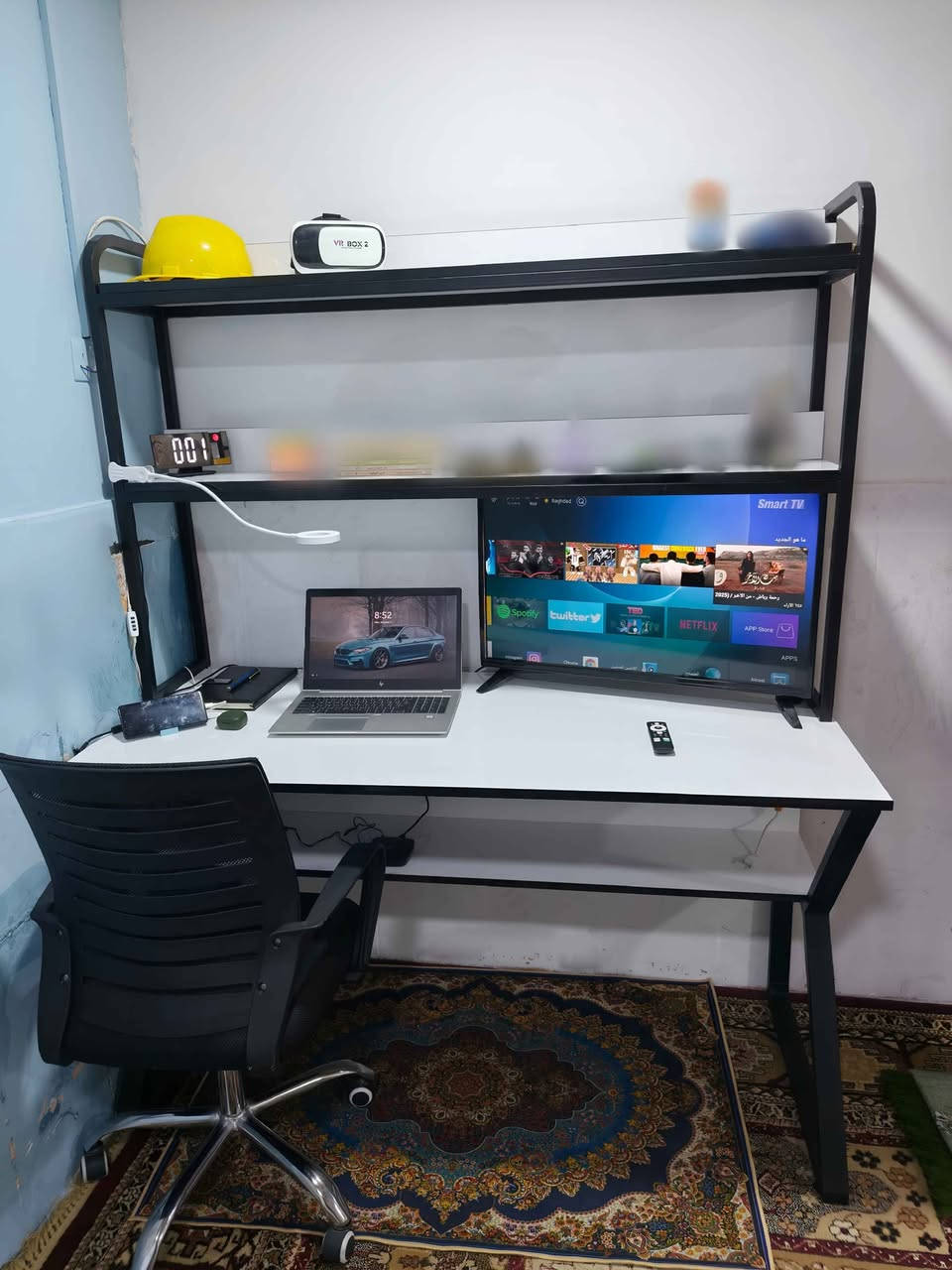 • تصميم "مودرن" يناسب غرف النوم أو المكاتب.
• متانة عالية جداً (شغل حدادة ثقيل مو مال سوق تجاري).
• رفوف واسعة للكتب أو معدات الحاسبة.
• الحالة: نظيف جداً (مثل ما مبين بالصور).
• السعر: (225) وقابل للتفاوض البسيط.
• المكان: (البصرة/ أبي الخصيب).
 *********** البصرة, العراق
