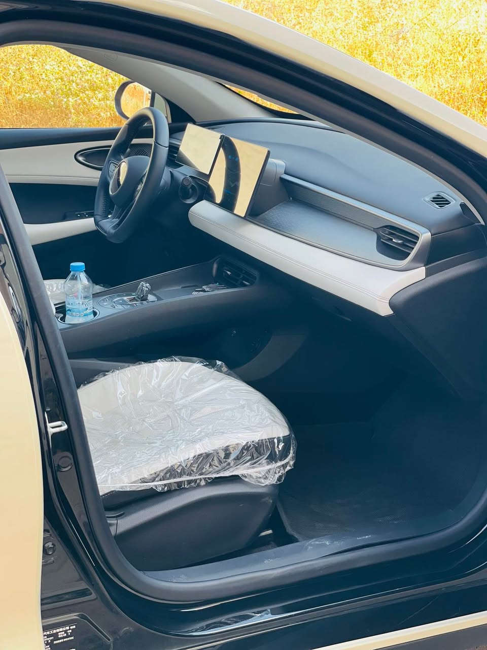 بەناوی خوا
BYD seal 05 / 2025
ڕەشی مەرغوب کراوە بە تەکسی یەکەم دانەیە لە هەموو کوردستان کراوە بە تەکسی بە تەحەداوە زەمانی 5 ساڵ بۆیاغ
ڕەقەم و لۆگۆ حازر
سفر کیلۆ مەتر
ئەگەر موشتەری نیت بێزارمان مەکە
شوێن / ڕواندز
***********
*********** سوران, أربيل
