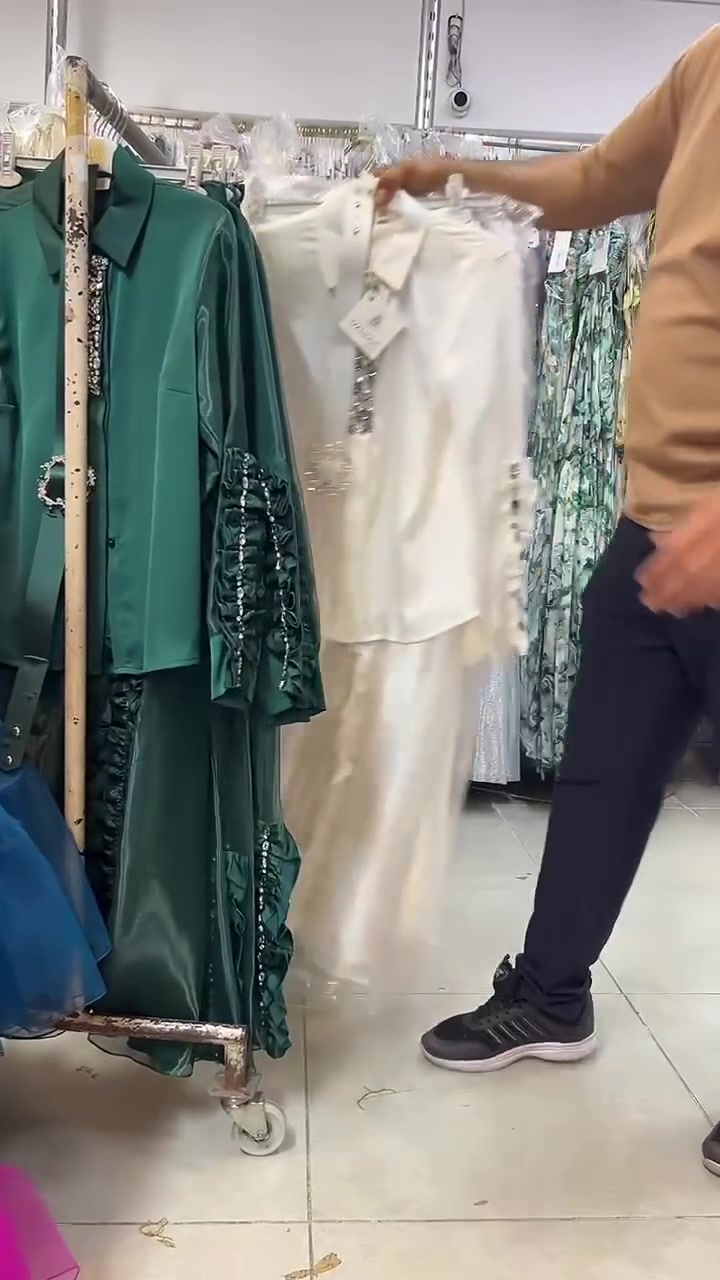 ✨️شروة طقم نسائي بضاعة ثقيلة 200 سيريات نضاميه 
✨️السعر 16.50💲دولار للحجز والاستفسار على الوتس👇
+905377654036


**إذا كنت صاحب هذا الإعلان وتريد حذفه لأي سبب، رجاءا أرسل رسالة إلى الدعم الفني**