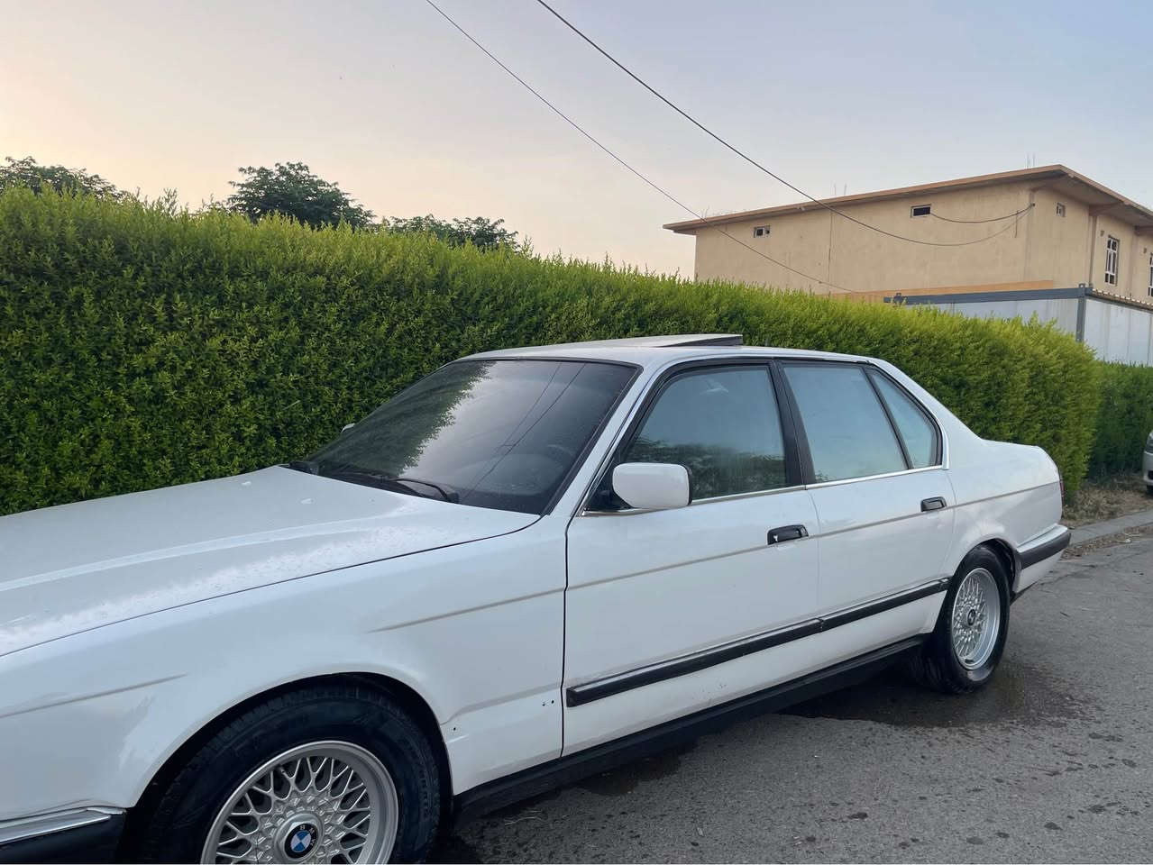 بيئيم مؤديل 1993تؤماتيكي 740V8فول فول قه بات مواسافات سي په رده بيلاد كوشن كاره باي سياره كه ره قم هه وليره حيزامه لؤ جواني بي تاعم و ليدران بشت و بيش كه بس به شه رتي اوه ليات ده يفرؤشم سنه وي ئه سلي خؤي له گه له  موشته ري جات بكه له خزمه تم شوين هه ولير أربيل, العراق


**إذا كنت صاحب هذا الإعلان وتريد حذفه لأي سبب، رجاءا أرسل رسالة إلى الدعم الفني**