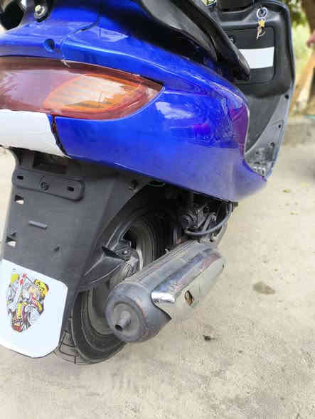 سلام عليكم للبيع دراجه فراشه فحل مامفتوحه دراجه صايلي 15يوم  منزله حاويه دراجه كلشي بيه شغال اي نقص ماكو مكاني القرنه الثغر السعر 750وبيه مجال قليللل رقمي ***********
