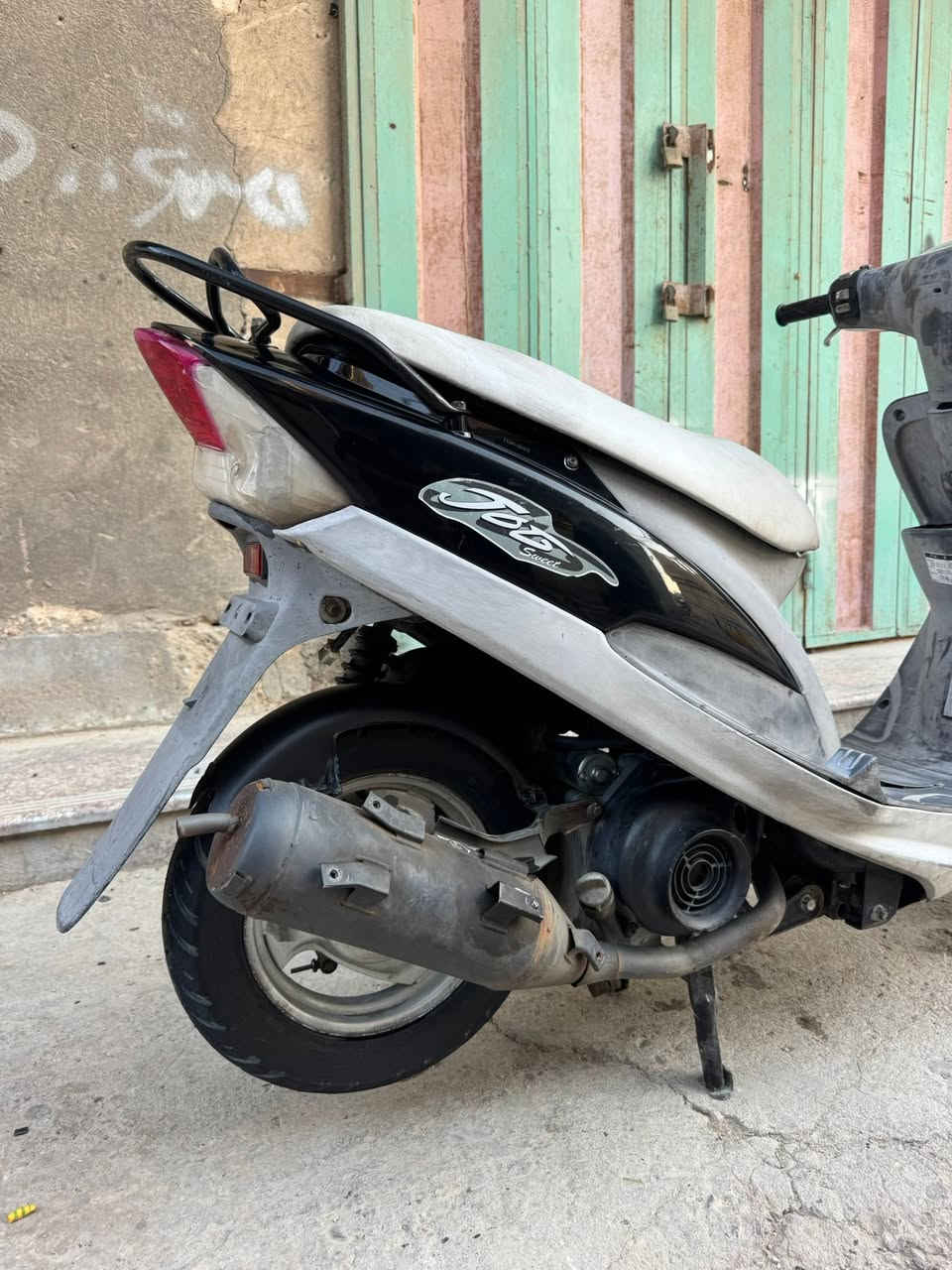 سلام عليكم دراجه ماكس منغولي للبيع دراجه تخبل بيه نهضه شك الكاع ومشي سعره 450وبيه مجال قليل كلش سلف هندر كلشي  شغال مابيه اي نقص ناصريه مركز سومر يم المستشفئ الاسنان ***********
