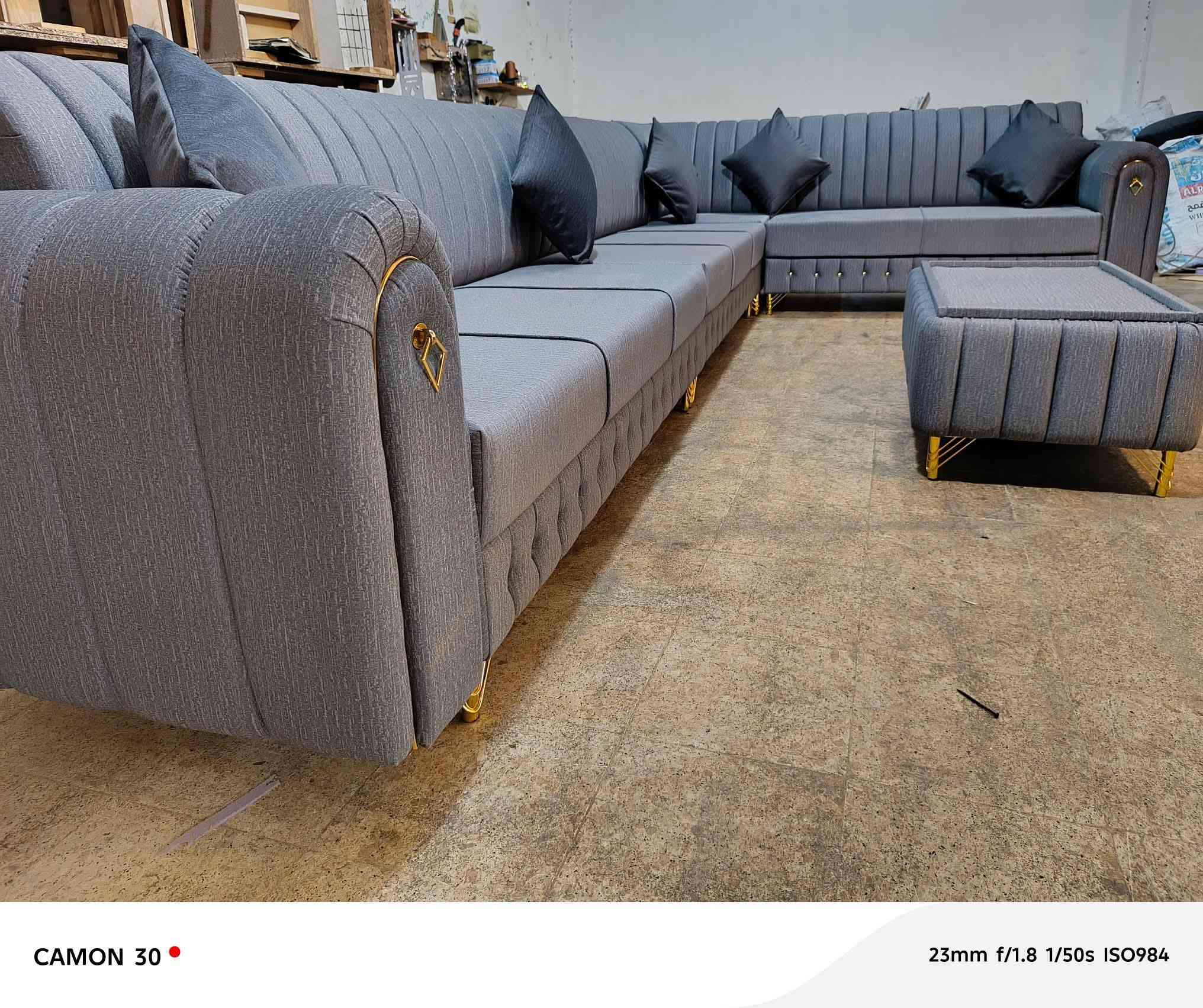 يعلن معمل ومعرض الامارة عن توفر كافة الموديلات بأحدث التصاميم العصرية وبأسعار تنافسية 
شمنتضر رتب الاستقبال بأنسب الاسعار 

متوفر اكثر من 50 موديل يناسب جميع المقاسات 
تجدون عند الامارة كل ماترغبون به ليناسب ذوقكم 

محتاج ديوان 🙄

لتحتار 🤯

استمتع واختار 😌

🧨🧨تفجير الاسعار 🧨🧨
مع هدية
🎁🎁كوشات 🎁🎁

كما
♦️يتوفر  أكثر من ١٠٠ لون ومن اجود الخامات التركيه 

❗️يتوفر ايضا ديوان قياسات حسب طلب ورغبة الزبون بأسعار تنافسية 

مستعدون لتجهيز  كافة الاماكن  والجوامع  ودور الضيافه بأسرع وقت واقل كلفة 

♦️1_ شغل درجه اولى بكوادر متخصصة
♦️2_اسفنج🧽 مميز اول    مع ضمان 
♦️3_ارجل  حديد اوحسب الطلب 

💥💥(((((ضمان لمدة3 سنوات حقيقي 100%)))))💥💥

ملاحظه 🛑🛑في حال وصول المنتج اليكم يحق لكم رفض الطلب عند وجود اي اختلاف بما اتفق عليه

📍موقع العمل الموصل 📍
موصل الجديده شارع بغداد قرب صيدليه ركن العامل 
تتوفر خدمة توصل داخل مدينة الموصل توصيل مجاني  
وللمحافضات بأسعار مناسبه مع ضمان النقل السريع والأمن

استفسار اتصال أو مراسل الواتساب

***********
