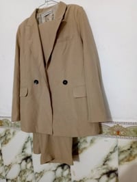 طقم نسائي رسمي جديد