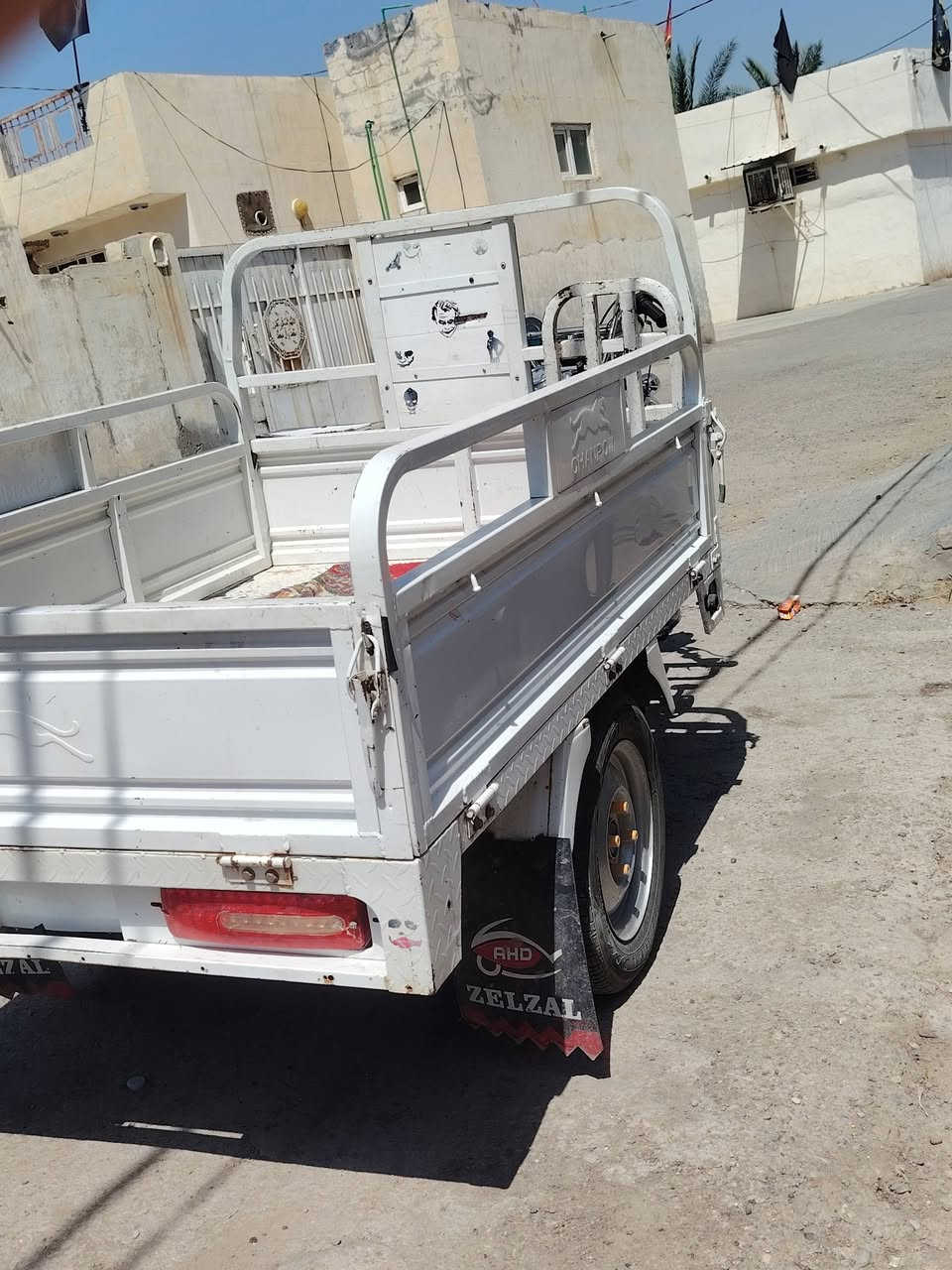 ستوته للبيع مديل ٢٥ مكفول من كلشي
نظافه 90  ماعيزه لو الف.
ديالى قريت زهيرات
السعر ١٧٠٠ وبيها مجال مؤشاري التكسر بل سعر 
رقم الهاتف *********** وتساب

تصال ***********
