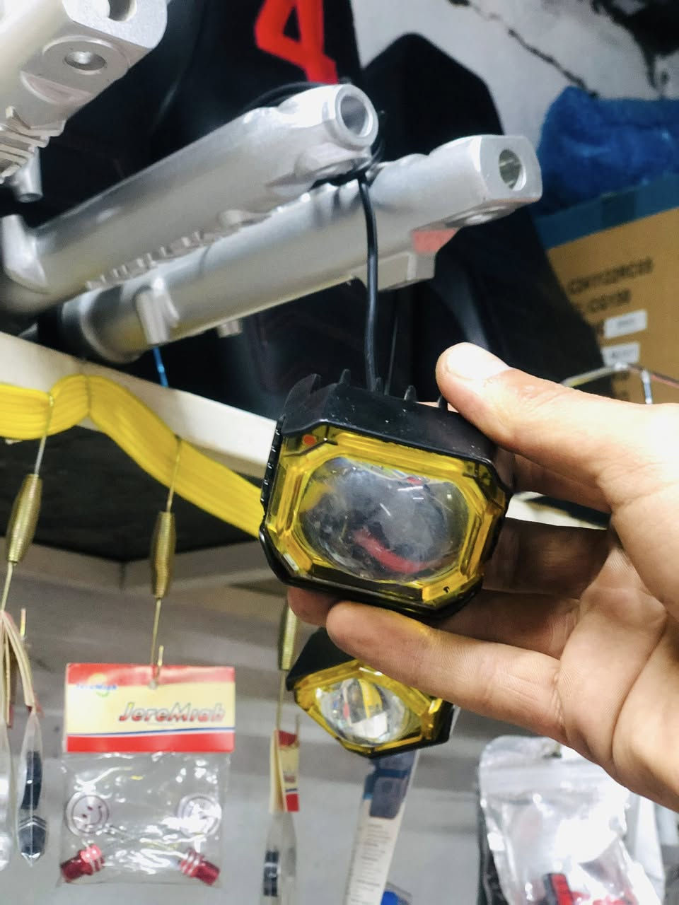 السَّلامُ عَليڪم مسواك جديد شتريد متوفر اسعار جوة سوك العنوان كيارة قرب ماركت ثامر ***********
