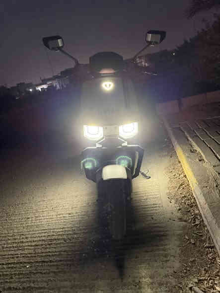 ريان وحش الكون مواصفاته معروفه ودراجه جديده مابيه نقص 
سعره مليون وبيها مجال قليل 
***********
