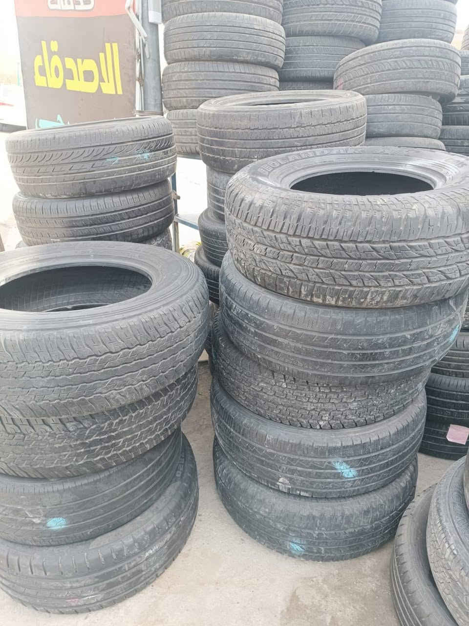 سلام عليكم تايرات باله نضافه فول سعار مناسبه مكان بغداد الشعب قرب كليه الامام الكاضم  ***********
