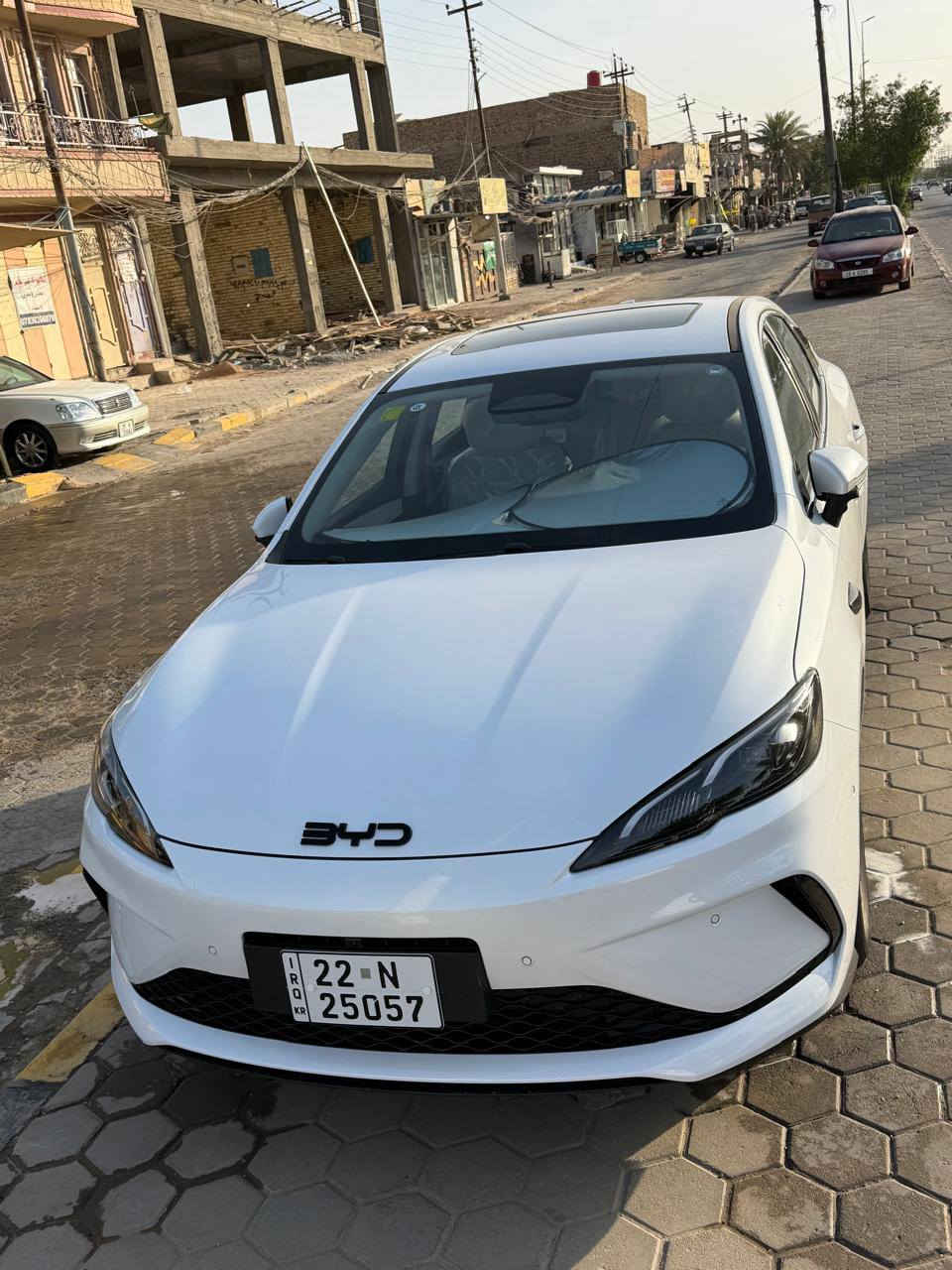 سلام عليكم byd  05 بلاك شوب للبيع مكانه نجف سياره فول مواصفات ماشيه الف 
.ويل كب 
.اوتو  بارك
.13كامره
.كرسي كهربائي 
.فتحه 
.ام بي فاير شاشه كبيره 
***********
***********
