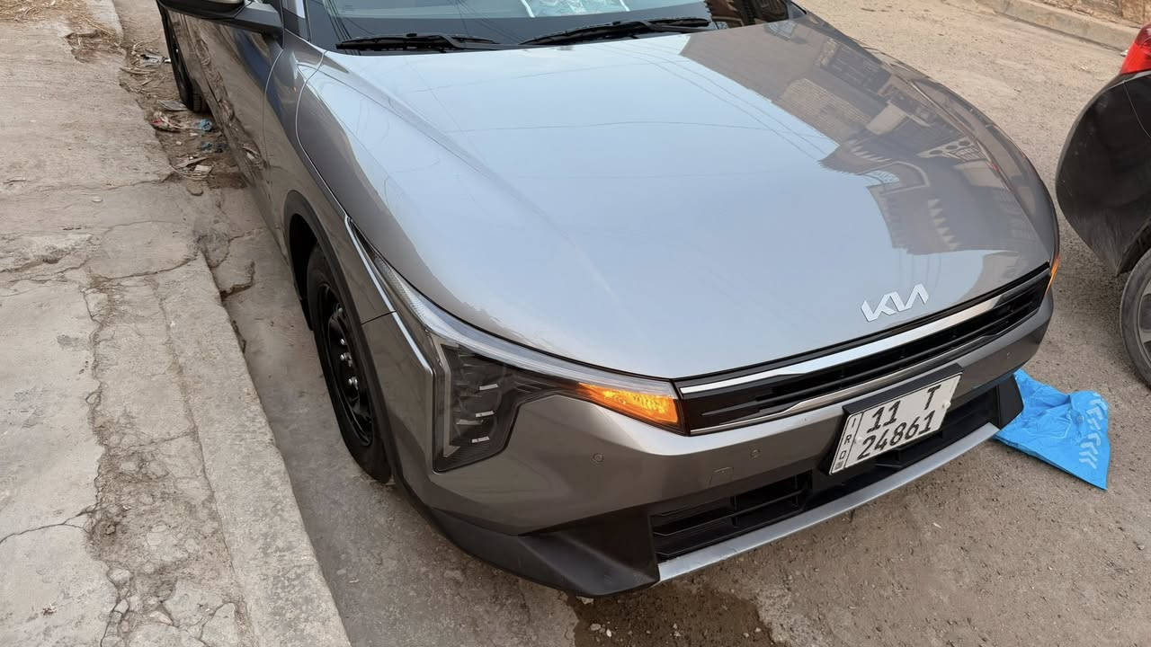 كي فور خليجي ماشية 9000بيهة بارد خفيف بل جاملغ الايسربعدهي بضمان الشركة السيارة فول عدة الفتحة  للاستفسار الاتصال ***********

