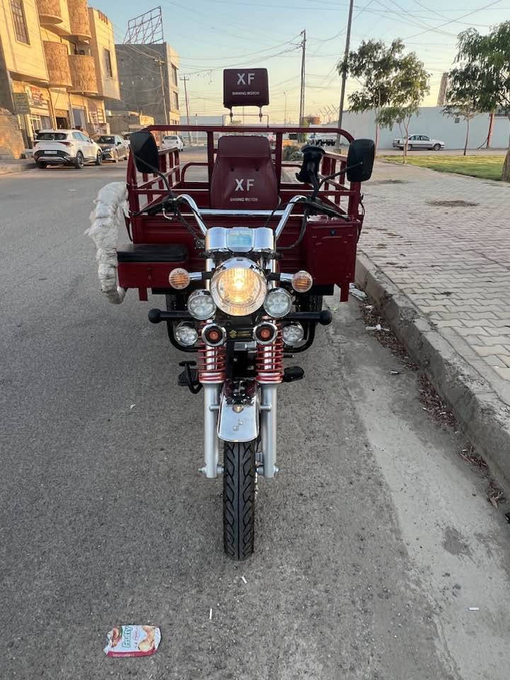 البيع ستوته بعده جديده اخو زيرو مستخدمه شي قليل كله نضيفه موديل23مكمركه مال محمد مزهر تجي شوفه حيل نضيفه بعده وكاله سعر3ملايين وميه بي مجال مكان الرمادي التأميم لاتصال على رقم الهاتف ***********
