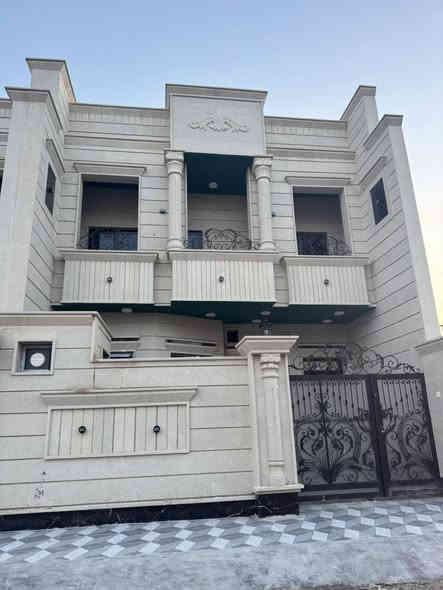 دارين تون للبيع المكان تكريت حي الديوم التصنيع
المساحه 150م وجه 7.5 م ونزال 20م

طابقين

بناء حديث فوول ترتيب 

اربع غرف نوم واستقبال وصاله وسطيه ومطبخ 

حمامات داخليه وخارجيه 

وجه الدار حلان اخضر والداخل سحب ملكي

السعر 125 مليون قابل للتفاوض 

للتواصل عام *********** و ***********
