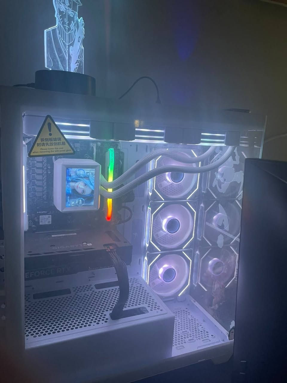 كيس فقط للبيع
المواصفات...
 * CPU AMD R7 7800X3D TRY
 * MB MSI B650M-E PRO
 * RAM Memory 16GB DDR5 6000/5600 HZ
 * RTX 4060Ti 8GB GIGABYTE WINDFORCE OC
 * M.2 512GB WD SN740 5000Mb/s
 * COOLER LVINGOOL DP-360M LCD WH
 * PSU Ruix GX 750W 80 Plus Bronze
 * CASE RUIX 360A PLUS 4FAN ARGB WH

حالة الكيس : مستعمل 3 اشهر فقط 
سبب البيع : تطوير 
السعر : مليونين و بي مجال بسيط جداً 
المكان : بغداد
رقم الهاتف : ***********
