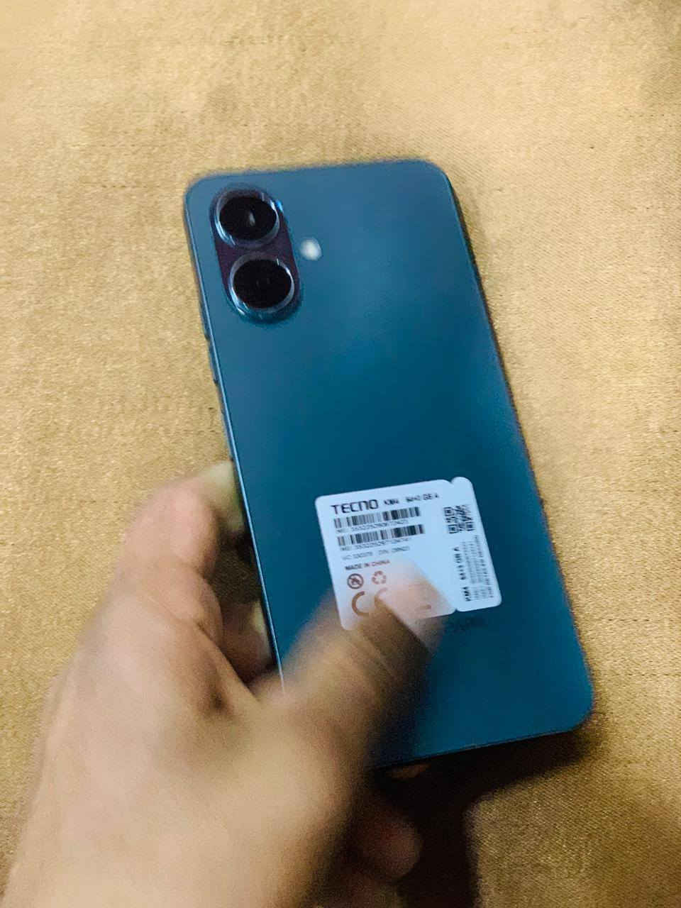 سلام عليكم
متوفر جهاز تكنو spARk Go2
ذاكره 64 
جهاز كلش نضيف مستعمل شي قليل 
سعره 100 وبي مجال
تواصل خاص💜.


**إذا كنت صاحب هذا الإعلان وتريد حذفه لأي سبب، رجاءا أرسل رسالة إلى الدعم الفني**