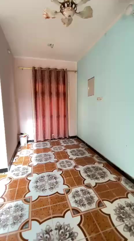 بيت طابو صرف منطقه الثوره
امامه ساحه( حديقه) ركن مساحته 150
ثلاث طوابق .الطابق الاول استقبال.غرفه نوم .صاله صحيات داخليه .طارمه وحمام خارجي .منور
الطابق الثاني 3 غرف نوم .صاله .صحيات
الطابق الثالث مخزن كبير .بيتونه سطح شتايگر
بيت تام المواصفات .طابوق والسقف كونكريت 
ارضيه الطابق الاول مرمر تركي.ارضيات الطابق الثاني سيراميك اسباني.الحمامات والمطبخ كلها سيراميك اسباني…المطبخ حار وبارد مع كاونتر خشب تركيHDF
تاريخ البناء 2018
متوفره كافه الخدمات تبليط .ارصفه .مجاري .مدارس.اسواق
سيارات.مجمعات تجاريه
الموقع /ناصريه: الثوره
للاتصال على رقم 
***********
