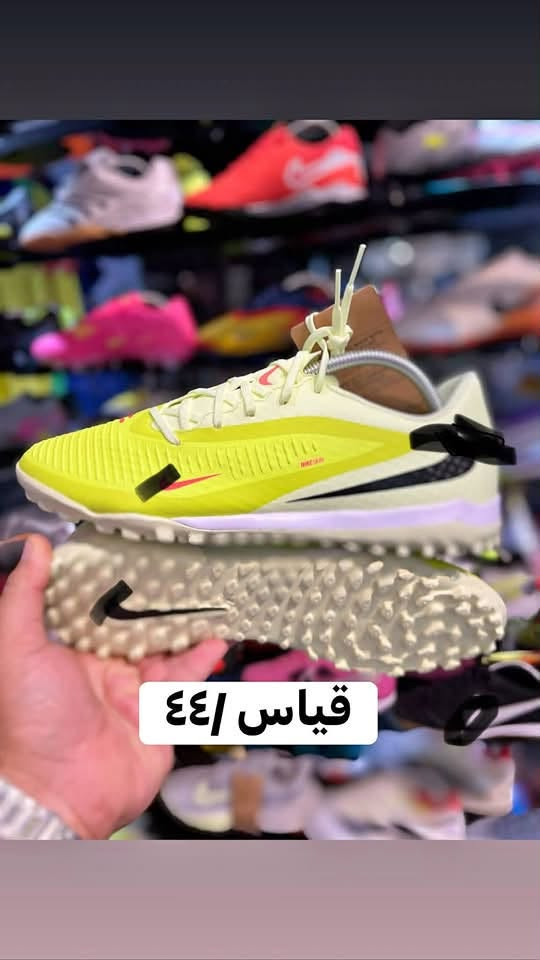 حذاء - وكالة

 من شركة- نايــ.ـك- 

حصرآ من المانيــا🇩🇪 

يوصلك الحذاء شوفو افحصو زين كبير صغير بي عيب مو اصلي 

لاتستلم الطلب ———- 

عنواننا- كوت- شارع الشيشان - تجهيزات محمد الكشاوي 

للاستفسار/على الخاص////// 
***********

متوفر توصيل لجميع محافظات العراق🇮🇶

صفحاتنا على مواقع التواصل الاجتماعي تابعوها 
  👇👇👇👇👇👇👇👇👇 

حساب الانستا
‏https://www.instagram.com/jeept2?igsh=MWE2cWhjejY0OGtuMg==
