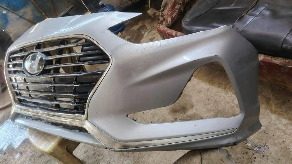 دعامية مع شباك مع نيكلات سوناتا من 20 الى 25 تنباع كامله ما ابيع قطع وبيها بس هذا الفطر غير متواجد فقط رقم ‭***********‬
