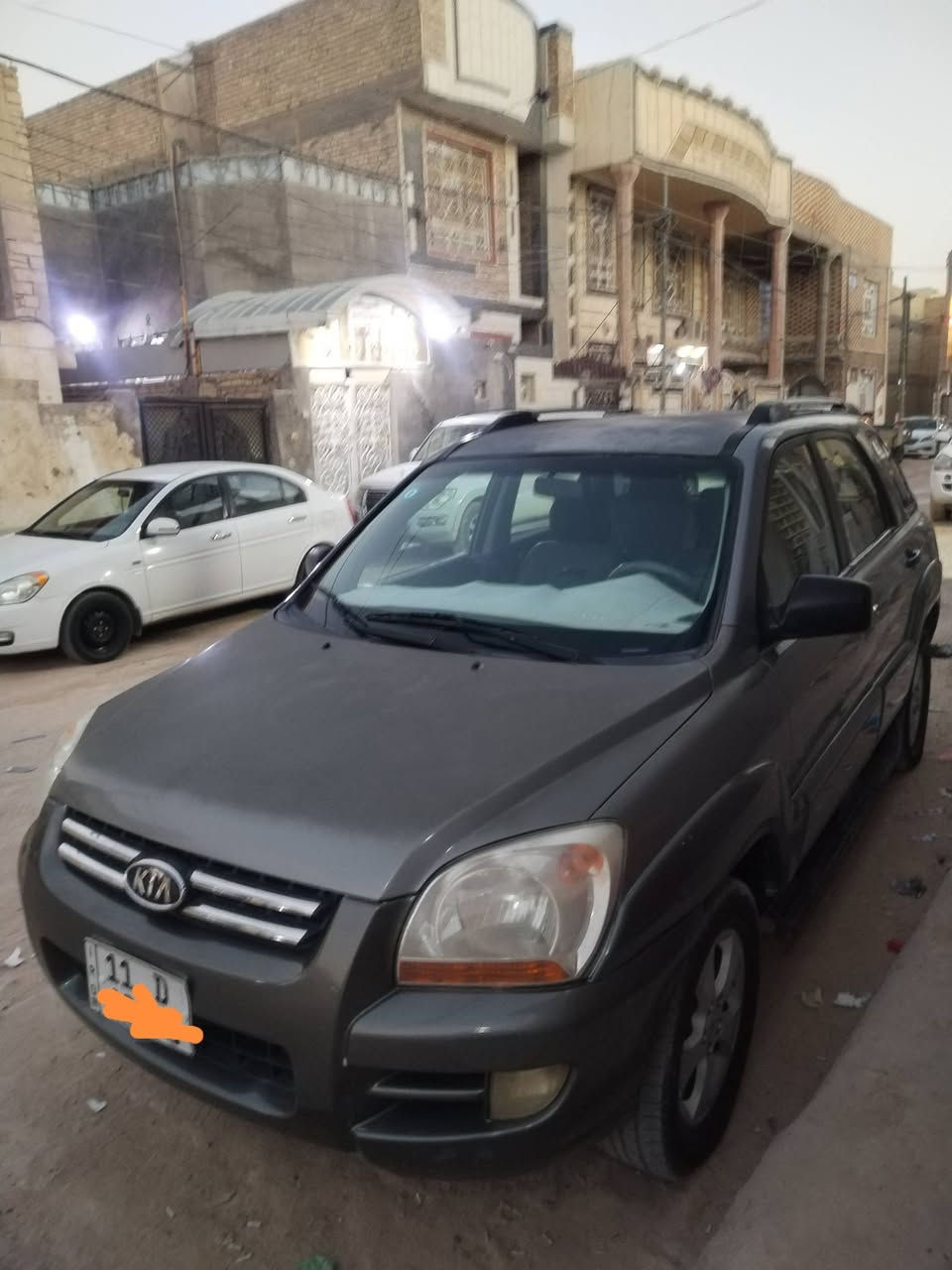 كيا سبورتج 2006 وارد أمريكي محرك 2700 تخم تاير تبريد تدفئه كهربائيات كله شغال سياره ماعايزه شي خير رقم انكليزي بأسمي سنويه لغايه 2029من الله السعر 85 وبيها مجال مكاني النجف غير متواجد على الفيس ***********
