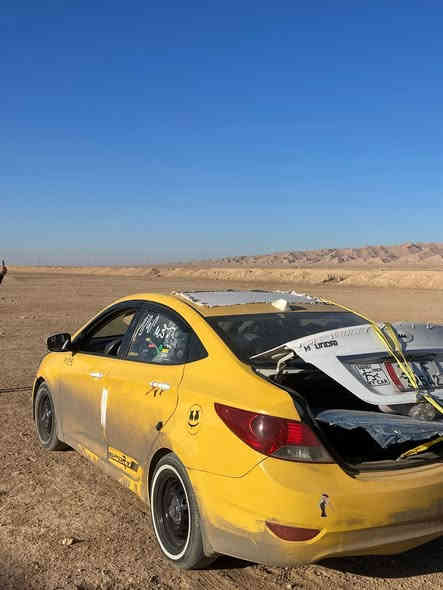 اكسن 2012 خليجي ميكنة ١٦دوش مكينة بل جيس 
اني شرعي ضرر مابيها فقط تلكيطات مال تكسي 
طخم جديد دايرات جديد تبريد تتدفئة شغاله السيارة مايعوزه غير ستر الله 
٩٥ وبيها مجال 
***********
***********
