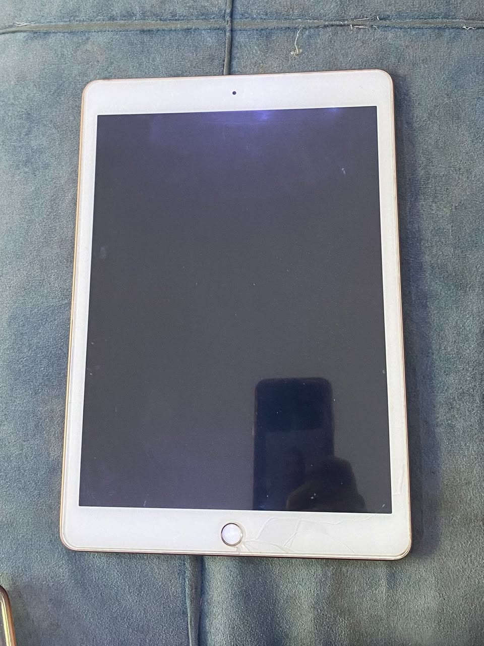 ايباد 8 نضافه فول شحنه فول شاشه ضد الكسر السعر 150 قفل


**إذا كنت صاحب هذا الإعلان وتريد حذفه لأي سبب، رجاءا أرسل رسالة إلى الدعم الفني**