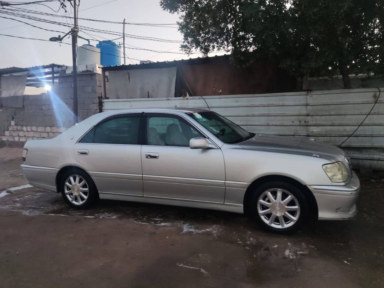 ادوات مكفوله كص وصبغ سعر ٥٠ وبيه مجال ***********
الشراي يدلل
