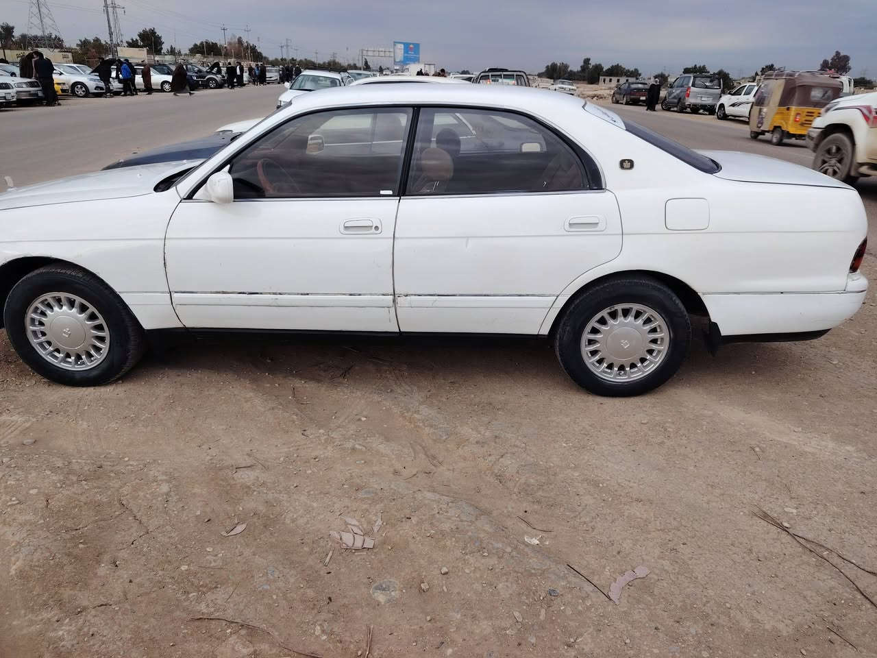 بطه متصل موديل ٩٢ رقم انگليزي انبار مداور ثاني يوم محرك 3000 جديد توني شاده تبريد ثلج  اكفلك عيب شرعي والكص ونقل الجثه مكاني قضاء الرفاعي السعر 50 ورقه الاتصال على الرقم وبي واتساب ***********
