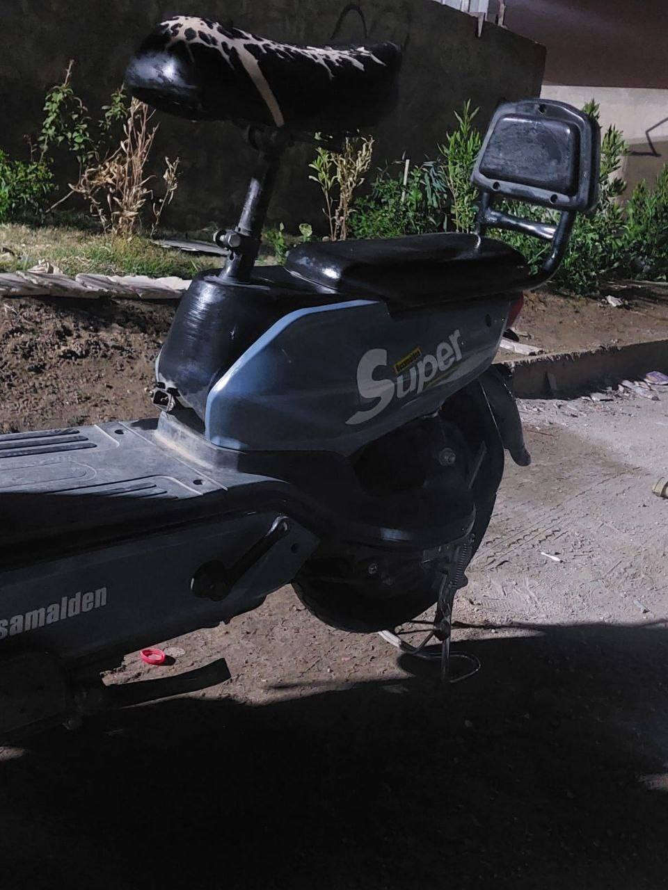 دراجة شحن حجم 14وسرعة 60و مرايات 2 وشحنة صلية مال دراجة
الاستفسار ***********
