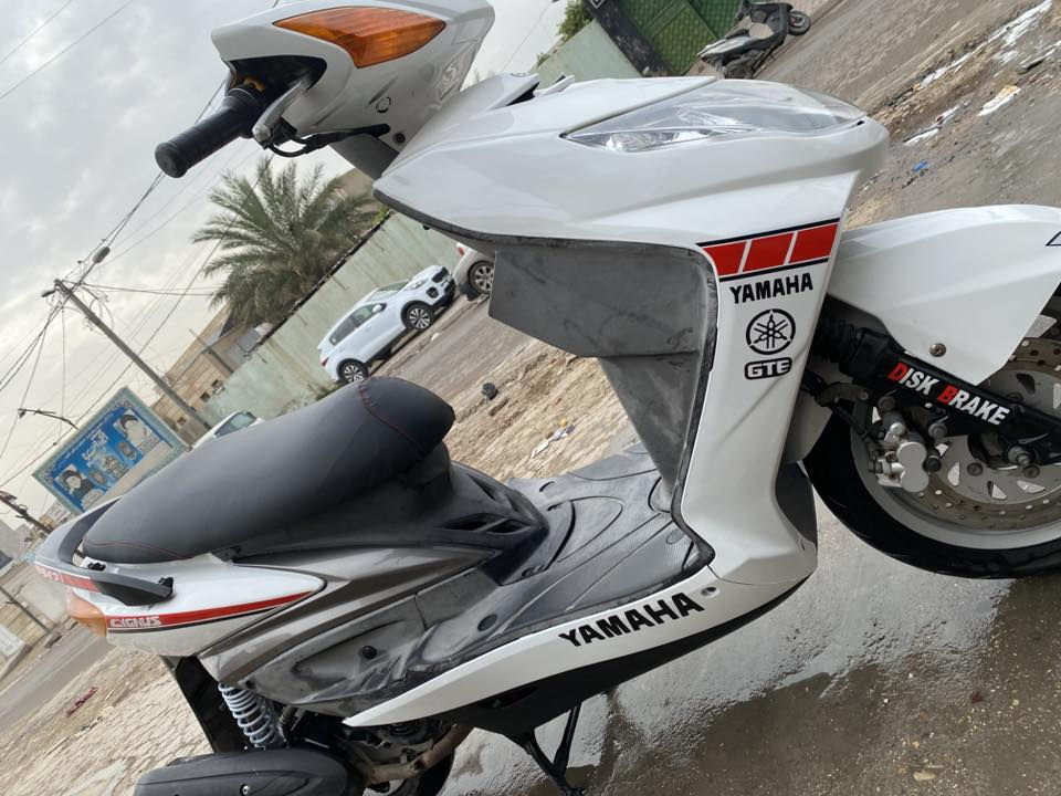 دراجهً سكنز فحل ياباني
دراجهً بل كارتون 
تايرات جدد 
دبلات جدد 
كهربائيات شغاله 
نكرهًً بكل وكتً
لا دخان ولا طركعه 
ولا طسهًً ولا خرخشه 
نصبه. كارتون 
رقم ***********
عنواني شعله
