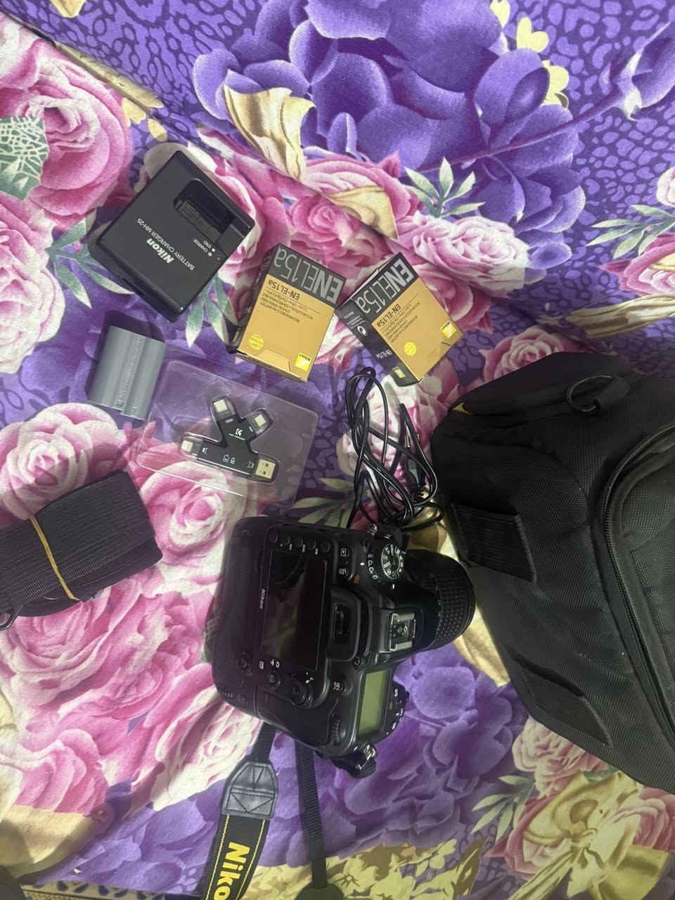 سلام عليكم 
كامره نيكون 7100
نضيفه مع كافت 
الملحقات معه كرب  بطاريه
شاحنه كيبل جنطه كيبل نقل الصور 
كامله ونضيفه وياها ٣بطاريات 
مكاني مركز الحله سعرها ٧٠٠


**إذا كنت صاحب هذا الإعلان وتريد حذفه لأي سبب، رجاءا أرسل رسالة إلى الدعم الفني**