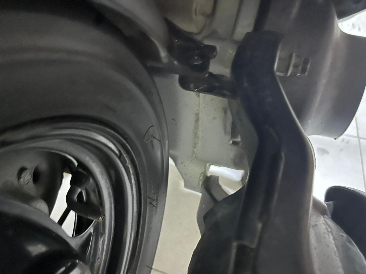 سلام عليكم دراجه ماكس عدله رمبه دراجه نضيفه مامفتوحه مكاني ديوانيه حي الحضاره متواجد فيس أو هاذا رقمي *********** 👍🏻
