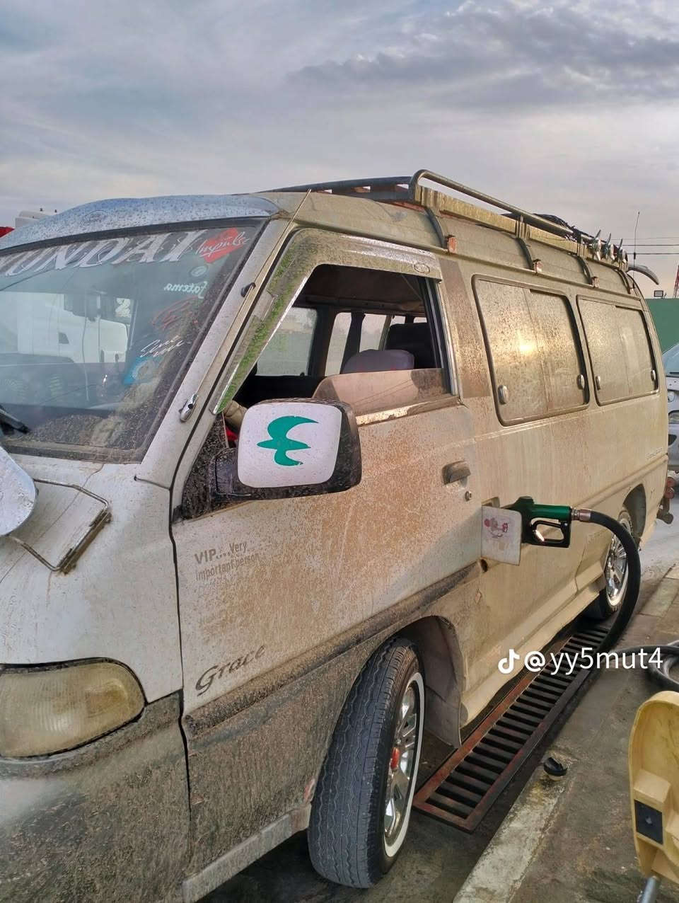 كيه موديل 97 هونده كلشي شرط سياره كاعده نصبه احله من الصور  شقل وامشي سعر 60وبيه مجال بصيط    الهاتف***********
