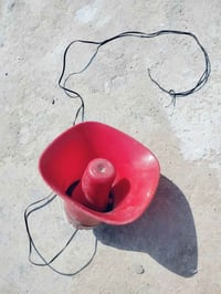 رفوف • جديدة • محل سماعات