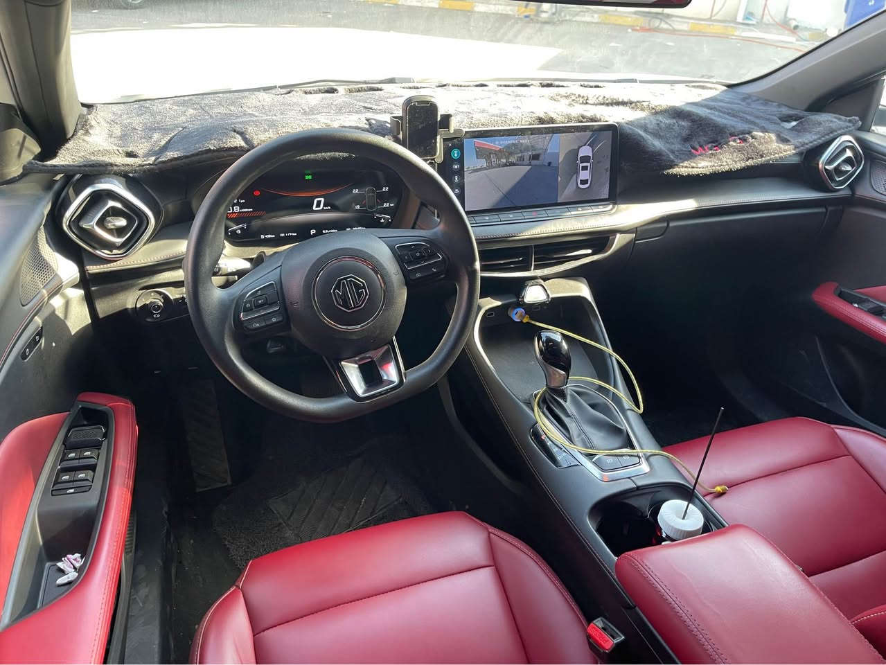 🚗 للبيع: أم جي MG GT 2025
📍 مكان السيارة: كركوك 
📞 للتواصل: ***********

🛠️ المحرك: 4 سلندر – 1500cc تنفس طبيعي 
السعر :: 127 وبيها مجال 

⚠️ حالة السيارة:
•سياره كفاله عامه من دعاميه للدعاميه بدون صبغ بدون تعديل بدون اي شي سياره كلش نظيفه وفول مواصفاات 
اعلى فئه بالمواصفات 
•
• 
⚙️ المواصفات:
• محرك: 1500cc طبيعي اقتصادي وعزم قوي
• كير أوتوماتيك 8 نمر دبل كلتش
• شاشة كبيرة + نظام Apple CarPlay و Android Auto
• 4 كاميرات خلفية وحساسات
•كاميرا 360 دواره
•هاندبريك بصمه 
• تشغيل بصمة وستارت
• تحكمات ستيرن
• مقاعد مخمل
•داخل احمر لونين
• إنارة LED أمامية وخلفية
• تبريد قطعتين
• كروز مثبت سرعة
• وسائد هوائية وأنظمة أمان ABS / ESP
• داخلية مرتبة جداً كركوك, العراق
