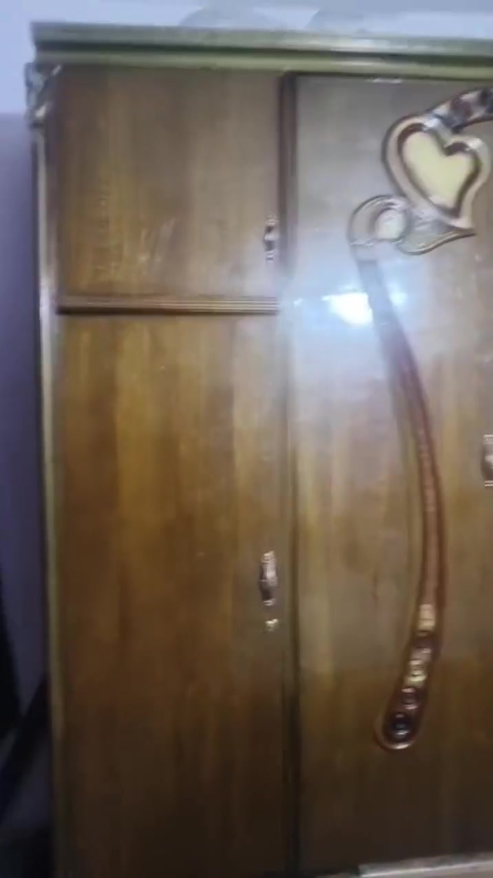 للبيع كنتور صاج نظيف اي ضرر مابي السعر ١٥٠ بي مجال المكان بغداد شارع النضال


**إذا كنت صاحب هذا الإعلان وتريد حذفه لأي سبب، رجاءا أرسل رسالة إلى الدعم الفني**
