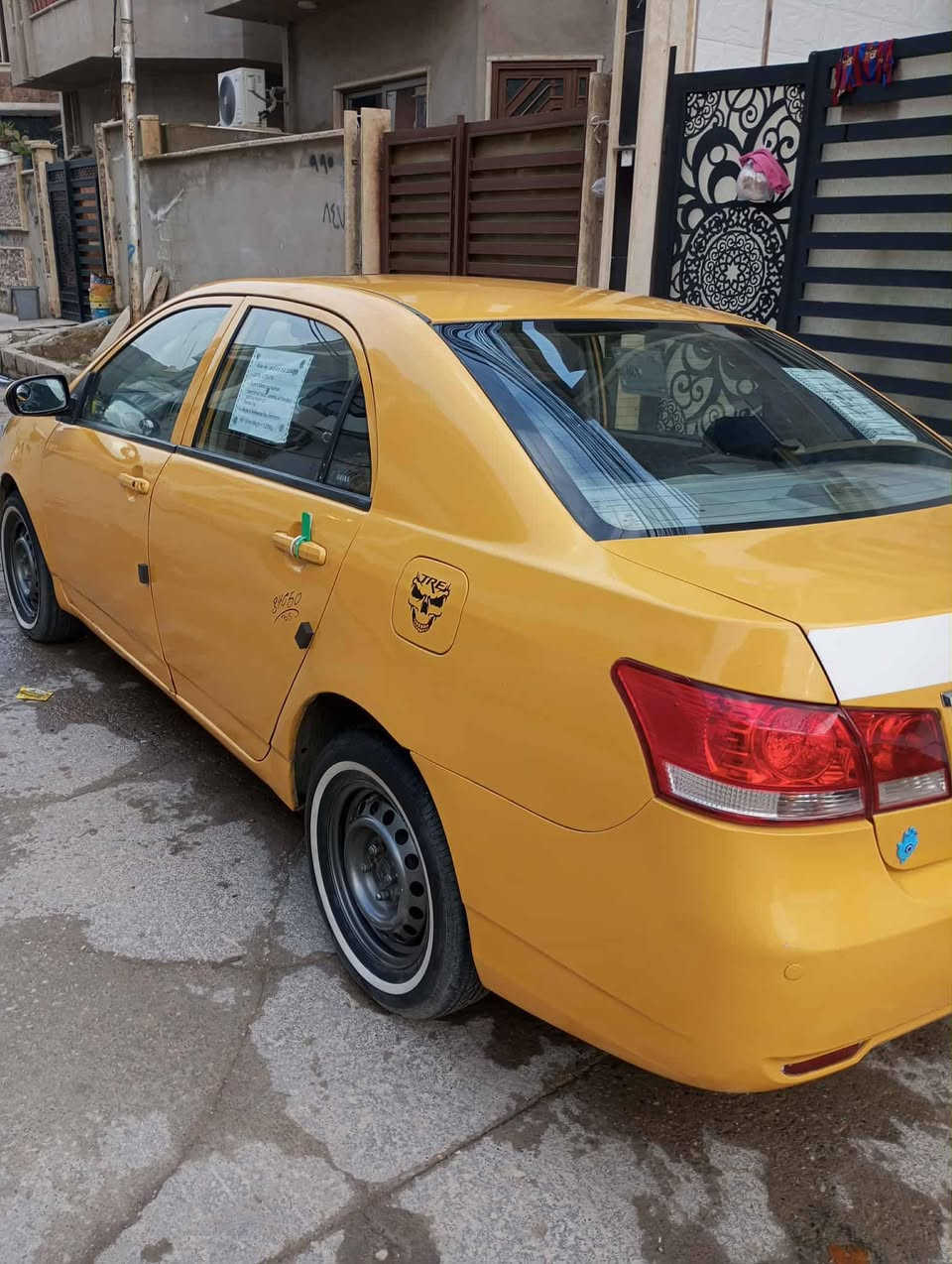 بي واي دي 2013 كير محرك كورلا تايات جدد سنويه 2029 غرامات وهيئا مصفره شرط التحويل السيارة جاهزه مكان السيارة الموصل/
سعر 52 ورقه وبيها مجال شويه
***********
